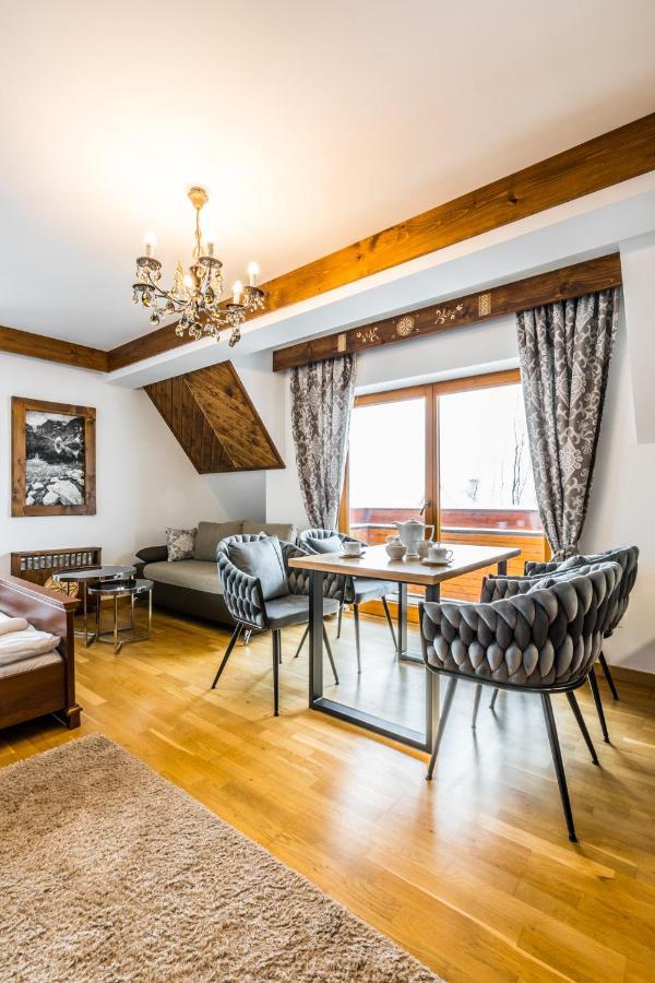 Apartamenty Aparthost Snowbird コシチェリスコ エクステリア 写真