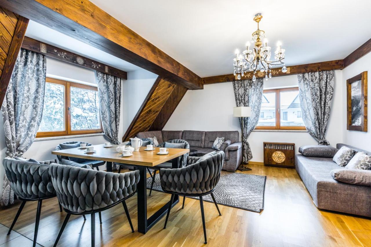 Apartamenty Aparthost Snowbird コシチェリスコ エクステリア 写真