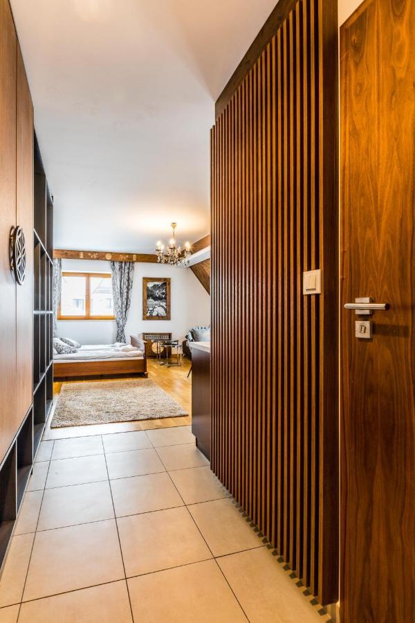 Apartamenty Aparthost Snowbird コシチェリスコ エクステリア 写真