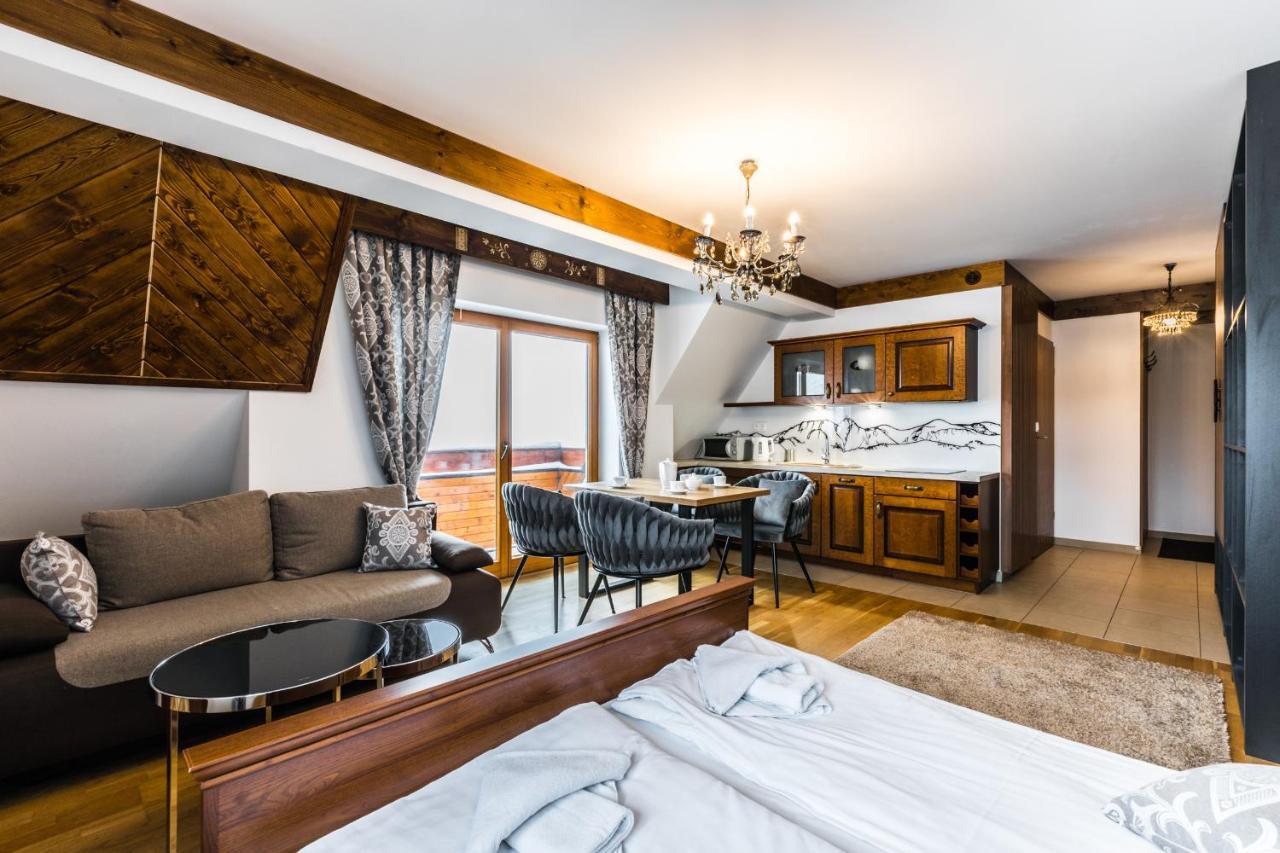 Apartamenty Aparthost Snowbird コシチェリスコ エクステリア 写真
