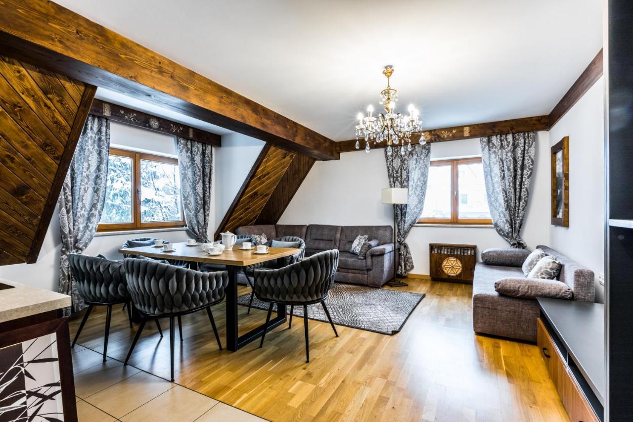 Apartamenty Aparthost Snowbird コシチェリスコ エクステリア 写真