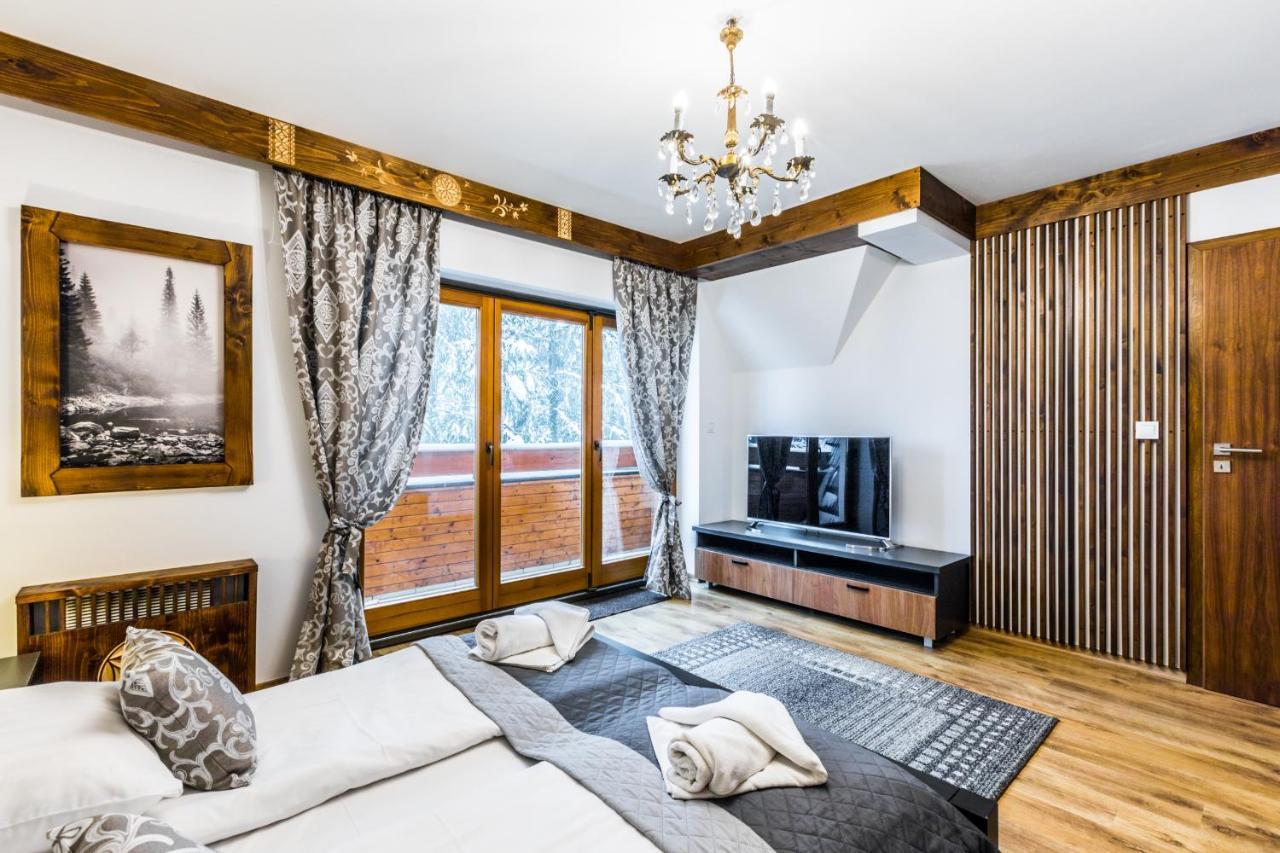 Apartamenty Aparthost Snowbird コシチェリスコ エクステリア 写真