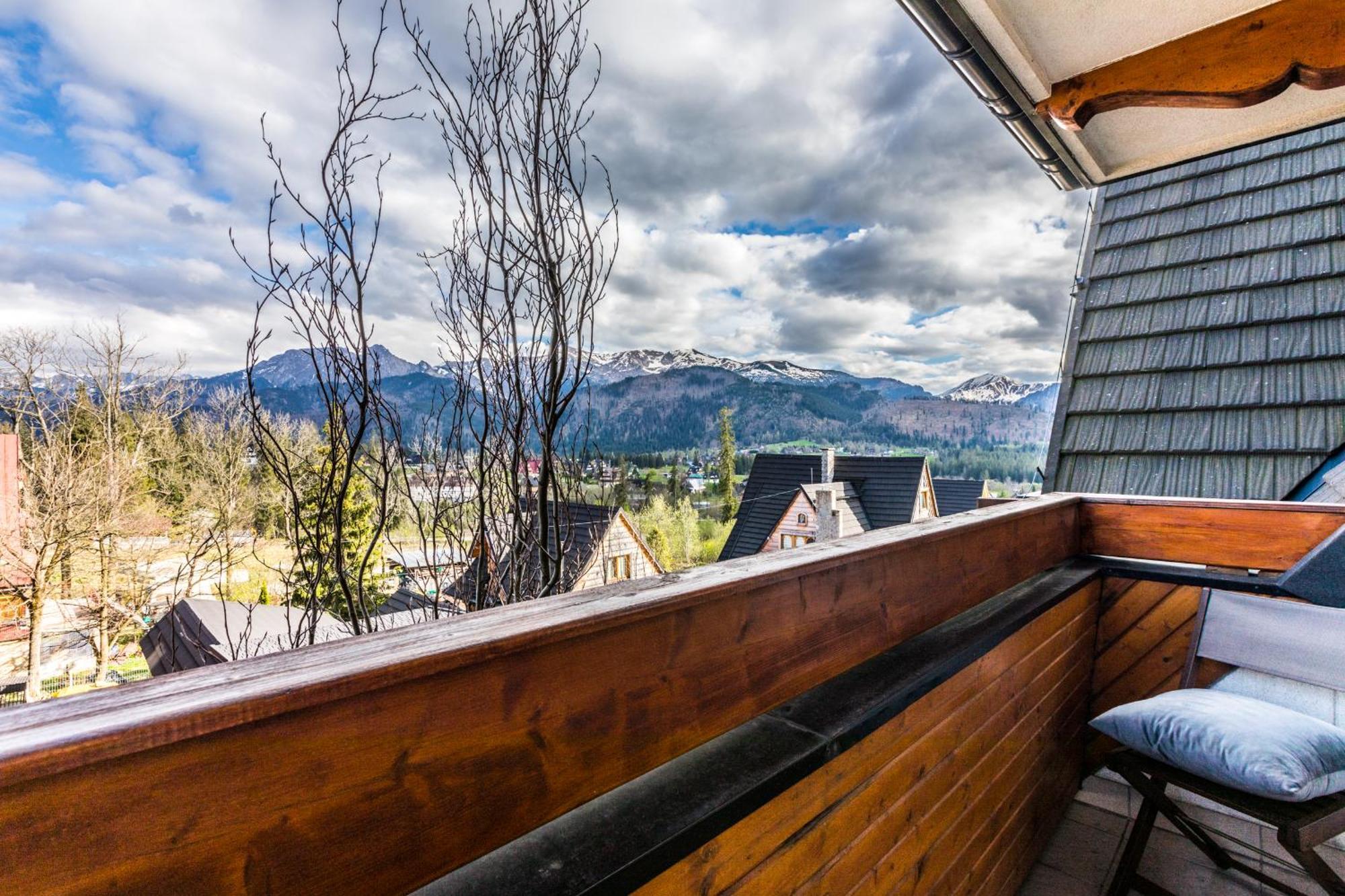 Apartamenty Aparthost Snowbird コシチェリスコ エクステリア 写真